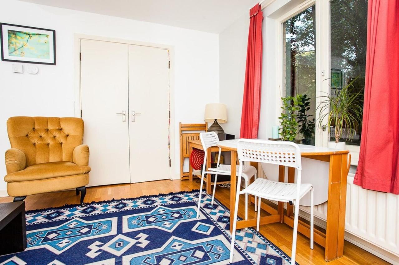 Charming Peaceful 2 Bedroom With Parking And Garden London Exterior foto