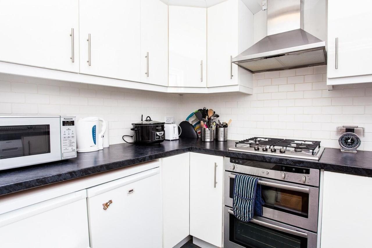 Charming Peaceful 2 Bedroom With Parking And Garden London Exterior foto
