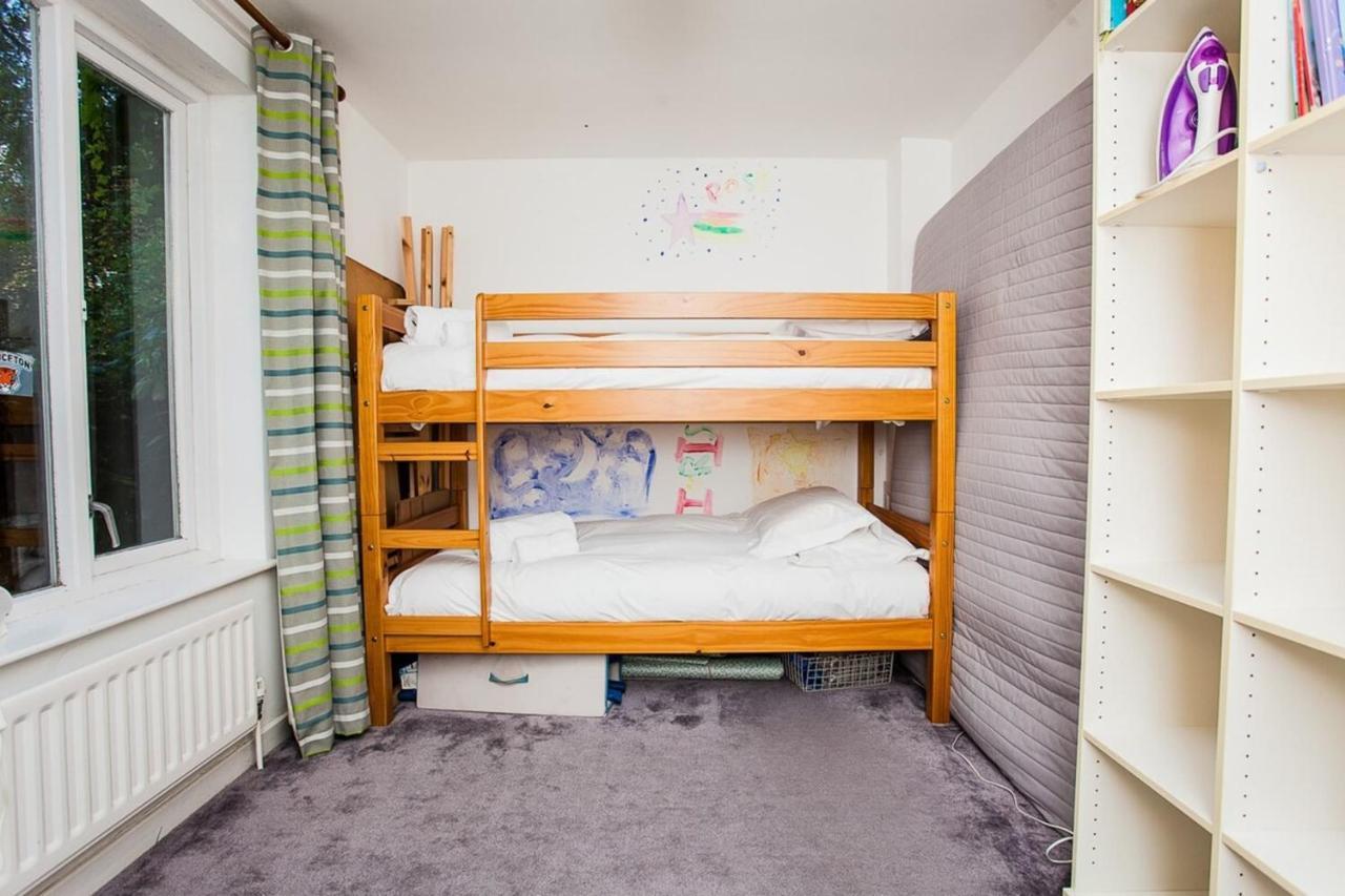 Charming Peaceful 2 Bedroom With Parking And Garden London Exterior foto