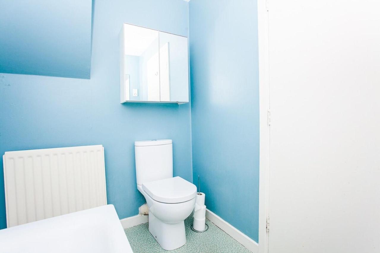 Charming Peaceful 2 Bedroom With Parking And Garden London Exterior foto